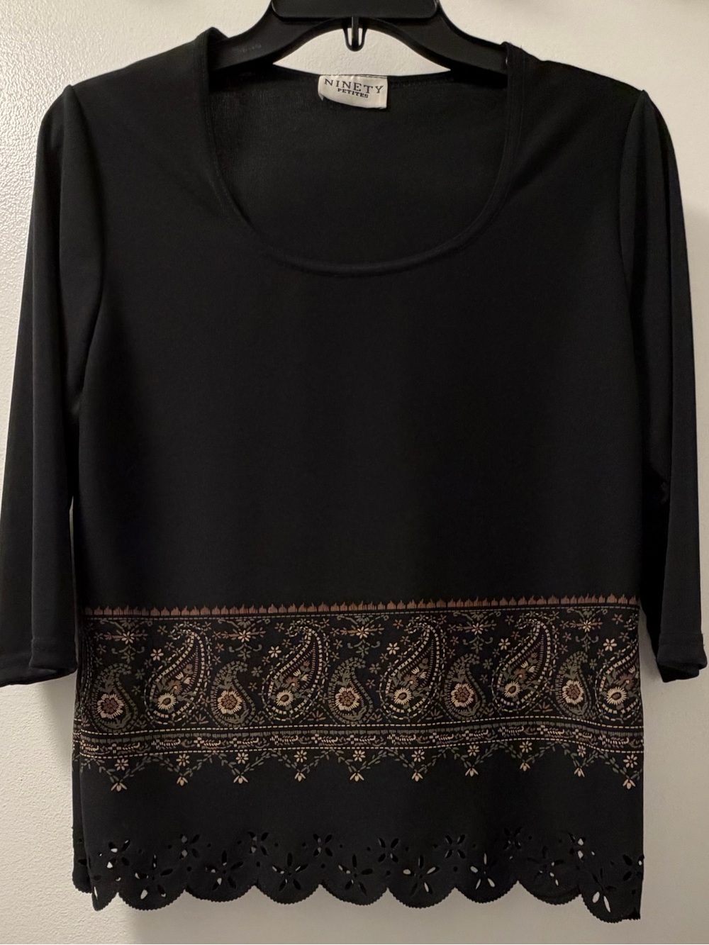 Ninety Petites Black Paisley Border Print Laser Cut Top Petite S/P